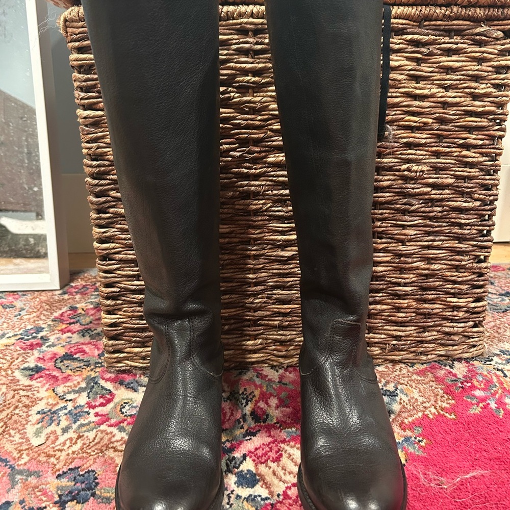 Frye black Melissa boots with button snap back